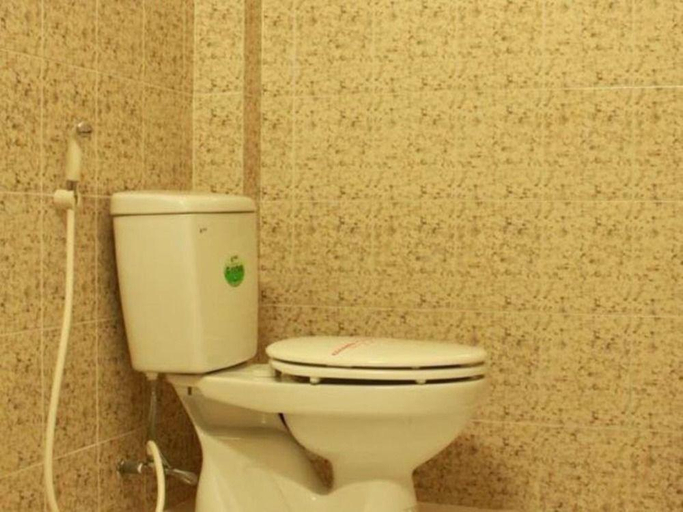 Bathroom 3, Koniko Backpackers Hostel, District 1