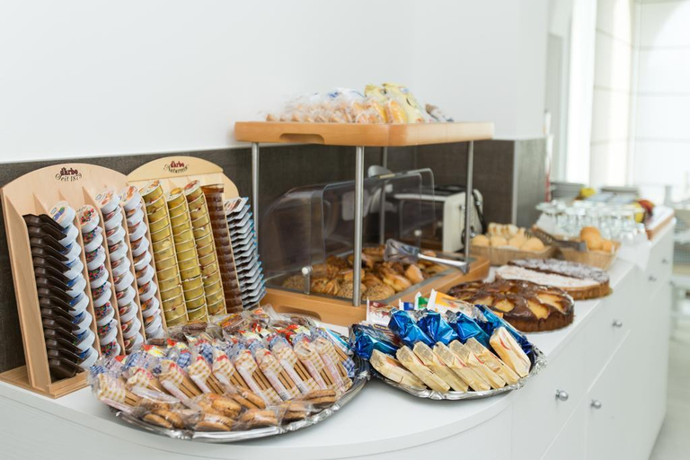 Food & Drinks 5, Albergo Biancaneve, Pesaro E Urbino