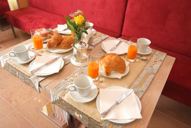 Food & Drinks 5, Hotel Cristal, Salerno