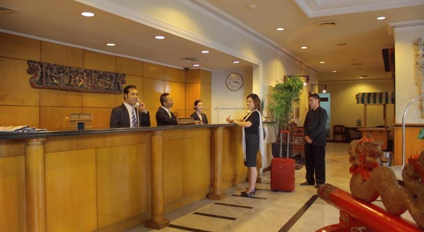 Weta International Hotel Surabaya, Surabaya