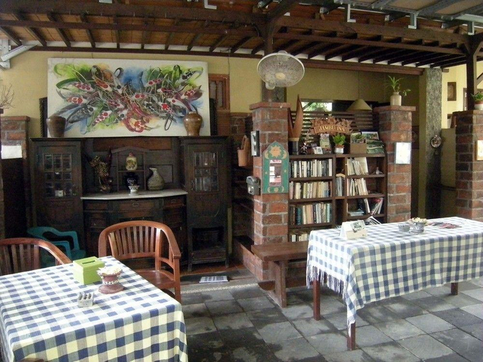 Public Area 1, Jambu Inn Sanur Beach, Denpasar