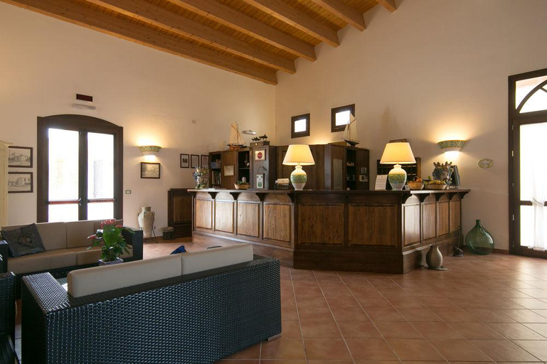 Public Area 4, La Corte Del Sole, Syracuse