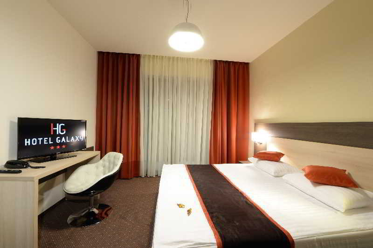 Bedroom 3, Hotel Galaxy, Dumbravita