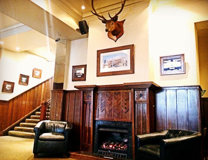 Public Area 3, The Cambridge Hotel & Backpackers, Wellington