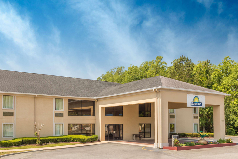 Exterior & Views 2, Clarion Pointe Vidalia - Lyons West, Toombs