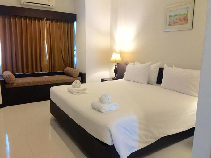 Bedroom 3, The White Pearl Hotel, Mueang Krabi