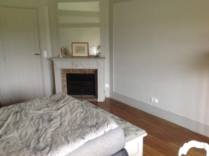 Bedroom 3, Manoir De Beaumarchais, Seine-et-Marne