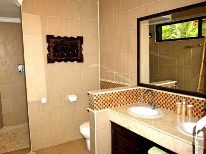 Bathroom 5, Bondalem Beach Club, Buleleng