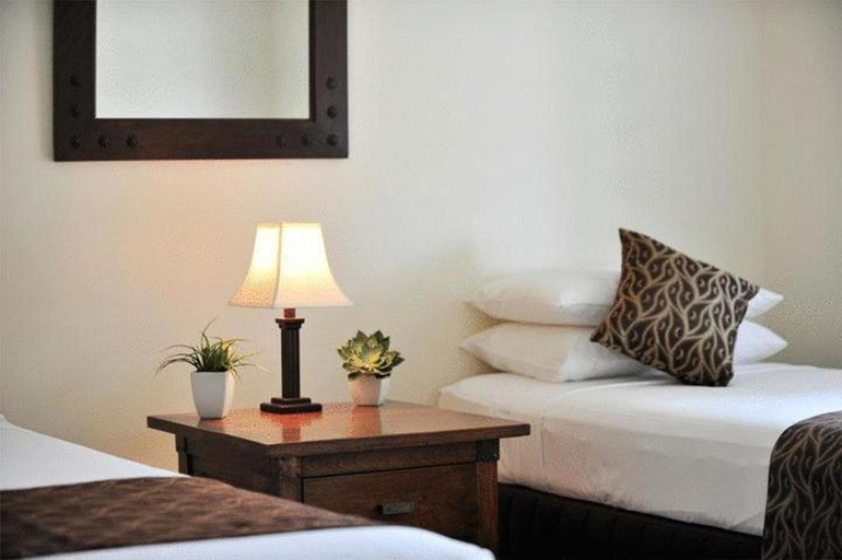 Bedroom 3, Verandahs Boutique Apartments, Douglas
