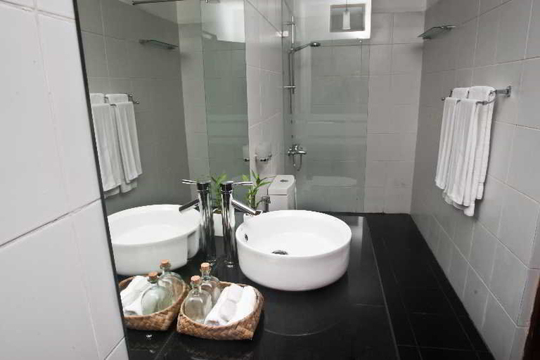 Bathroom 5, The Villa in Lavinia, Dehiwala-Mount Lavinia