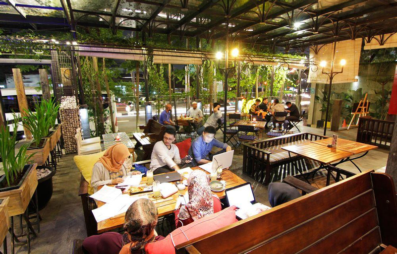 THE 1O1 Bandung Dago, Bandung