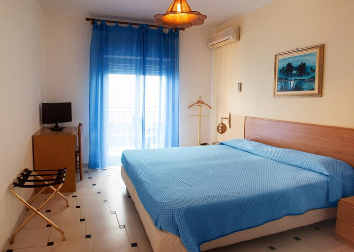Bedroom 4, Hotel Solemar, Messina
