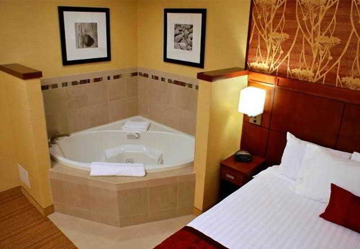 Bathroom 4, Courtyard Lima, Allen