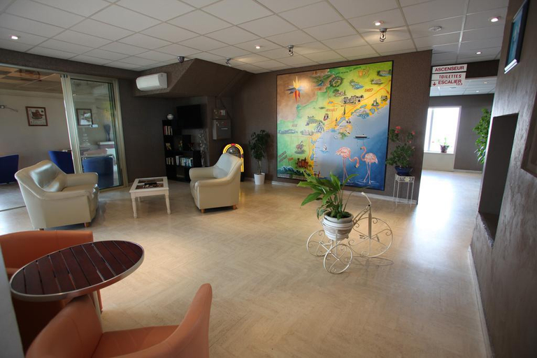 Public Area 3, Hotel Le Richmont, Hérault