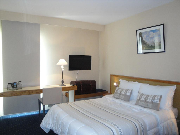 Bedroom 3, Inter-Hotel Le Drakkar, Eure