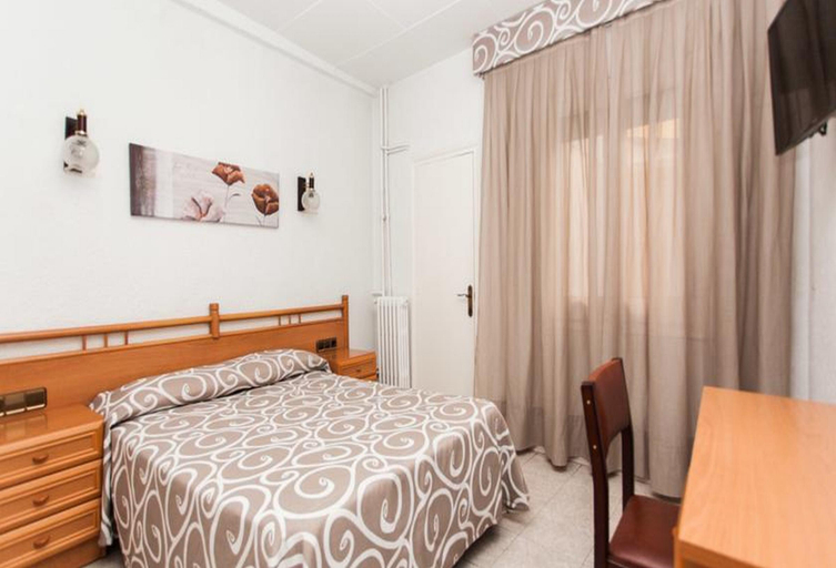 Bedroom 3, Hotel Catalunya Ribes de Freser, Girona