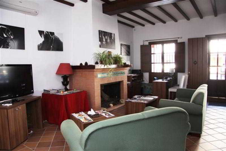 Public Area 2, Hostal Rural La Fonda Del Rocio, Huelva