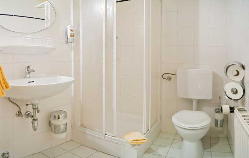 Bathroom 4, Hotel Zwickau Mosel, Zwickau