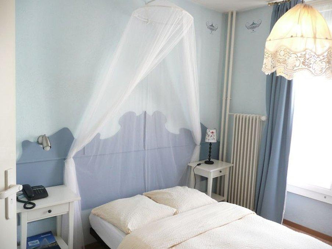 Bathroom 4, Hotel De Geneve, Genève