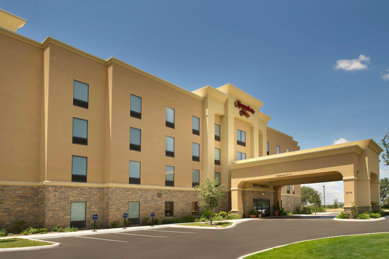 Exterior & Views 2, Hampton Inn Uvalde, Uvalde