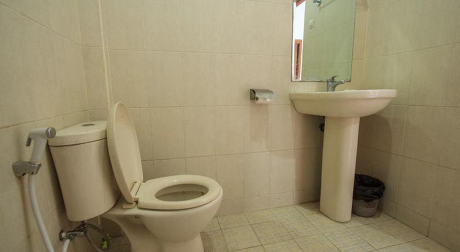 Bathroom, Melati View Hotel, Badung