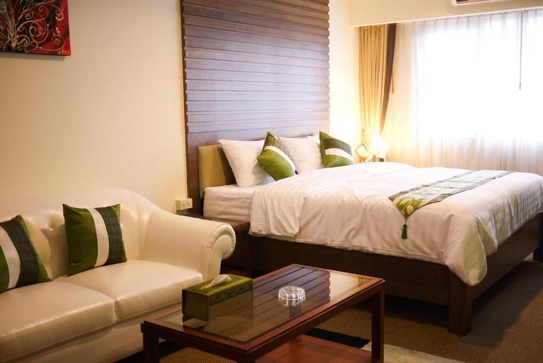 Bedroom 5, Triple 8 Inn Bangkok, Bang Rak