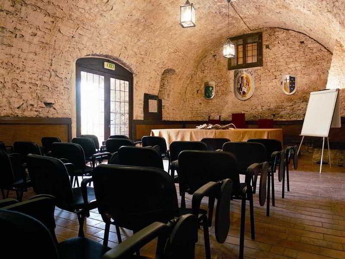 Food & Drinks, Abbazia San Pietro In Valle, Terni