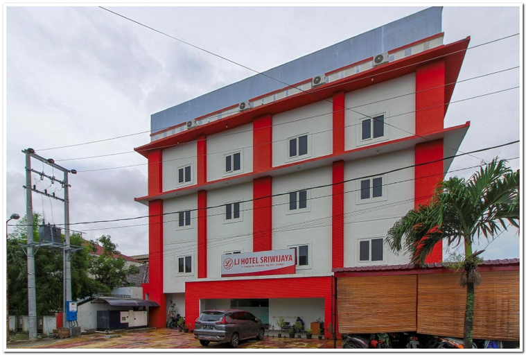 RedDoorz Plus Syariah @ Jalan Sriwijaya Medan, Medan