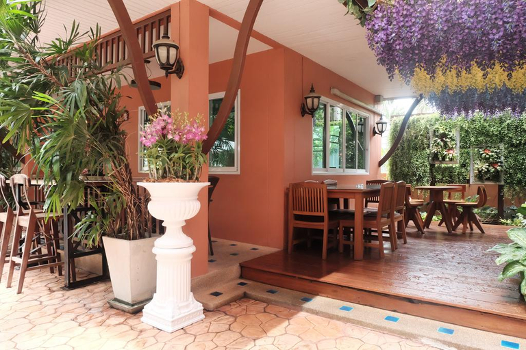 Public Area 3, Orchid Resort, Lat Krabang