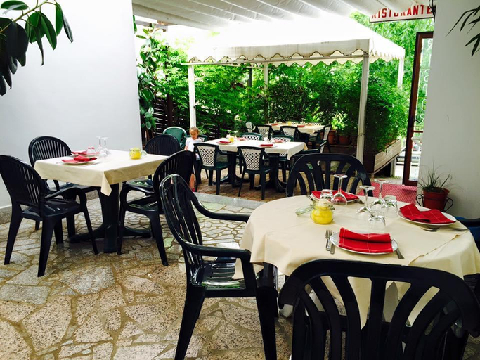 Food & Drinks 5, Albergo Stella, Bologna