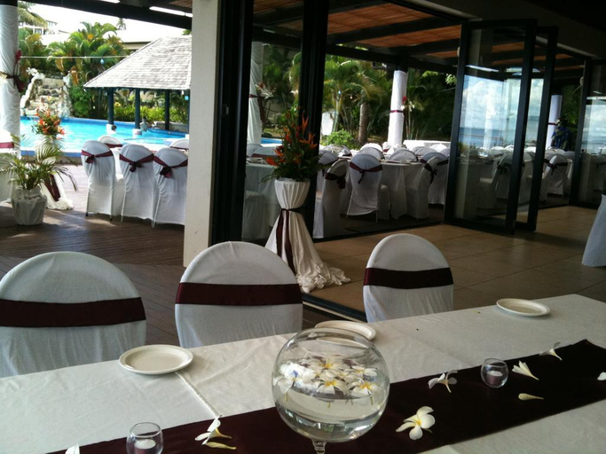 Food & Drinks 4, Anchorage Beach Resort, Ba