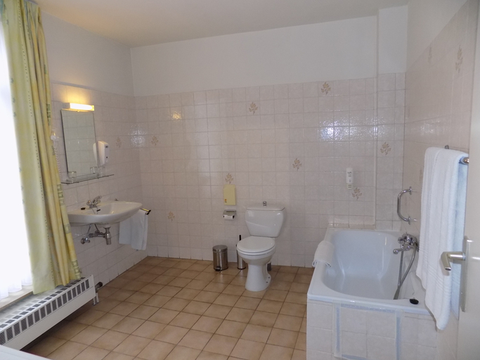 Bathroom 4, Hotel 't Voermanshuys, West-Vlaanderen