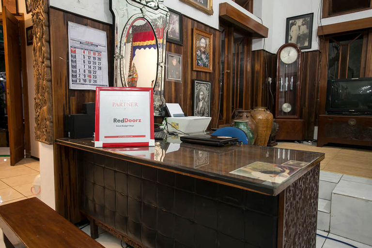 Public Area 3, RedDoorz near Brawijaya University, Malang