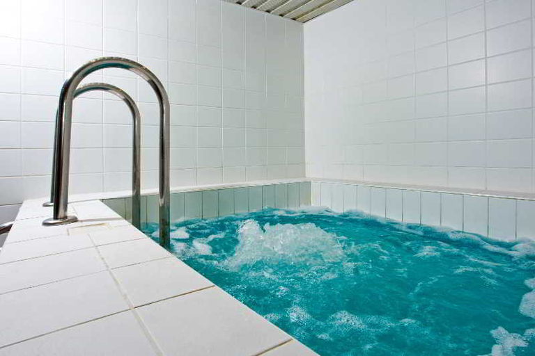 Bathroom 4, Parnu, Pärnu