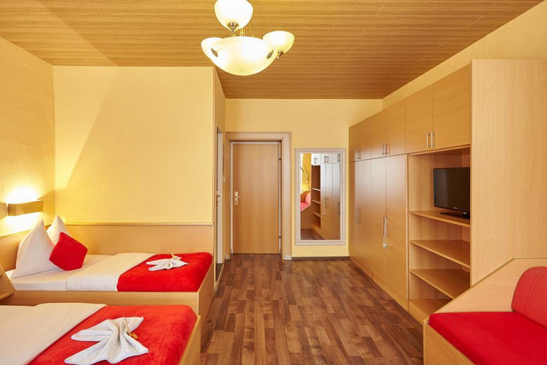Bedroom 4, Urban Jungle Apartments , Wien