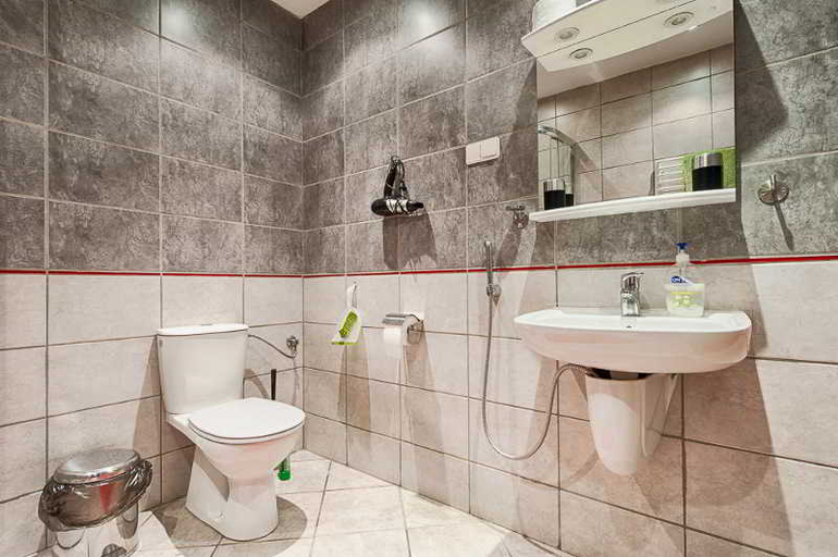 Bathroom 4, Anny 5 Apartamenty, Kraków City