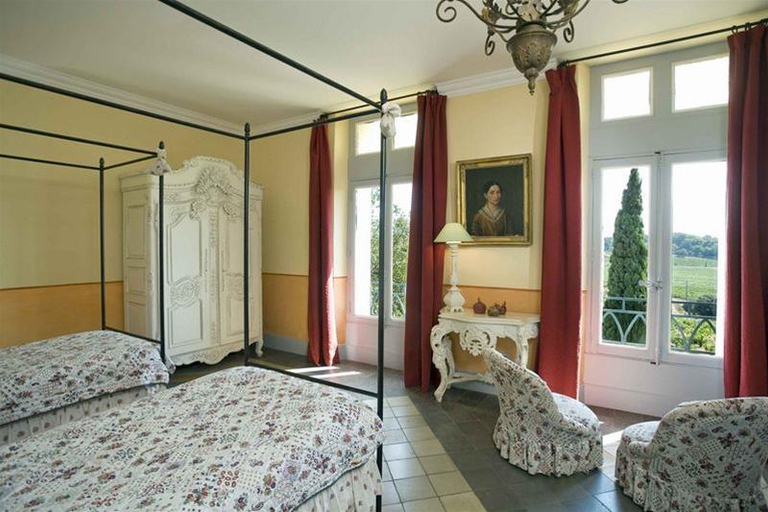 Bedroom 3, Hostellerie Du Chateau Des Fines Roches, Vaucluse