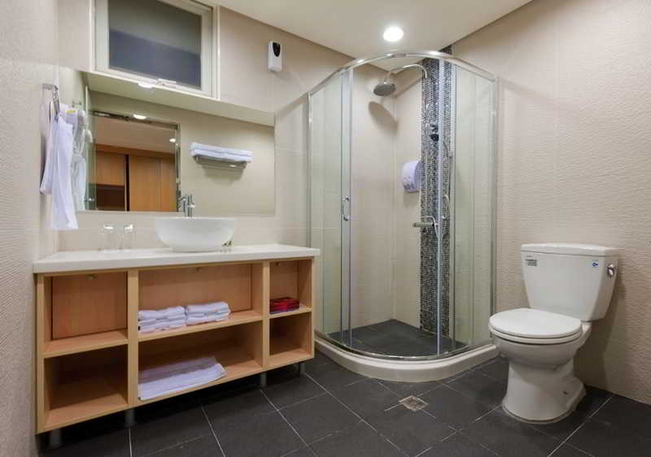 Bathroom 4, Rose Boutique Hotel Xinsheng, Taipei City