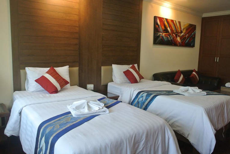 Bedroom 3, Triple 8 Inn Bangkok, Bang Rak