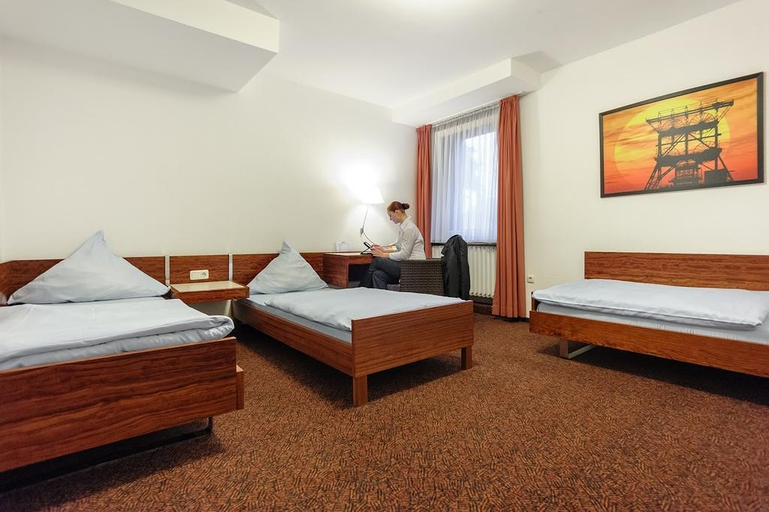 Bedroom 3, Hotel Boll Essen, Essen
