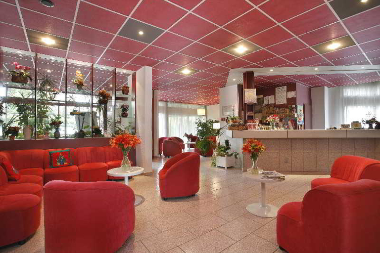Public Area 2, Logis Hotel l'Arc en Ciel, Haute-Savoie