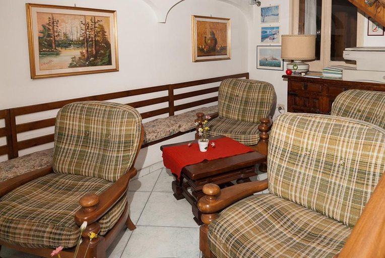 Public Area 2, Hotel Del Postiglione, Napoli