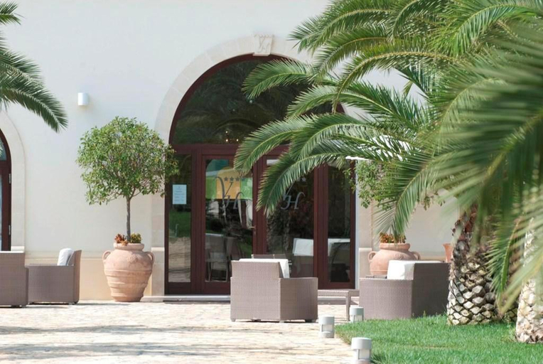 Public Area 4, Villa Hermosa Resort, Lecce