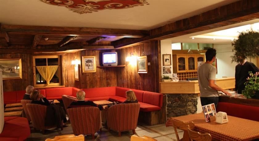 Public Area 3, Hotel Helvetia, Sondrio
