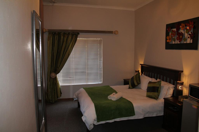 Bedroom 3, Sekelbos Guesthouse, City of Tshwane