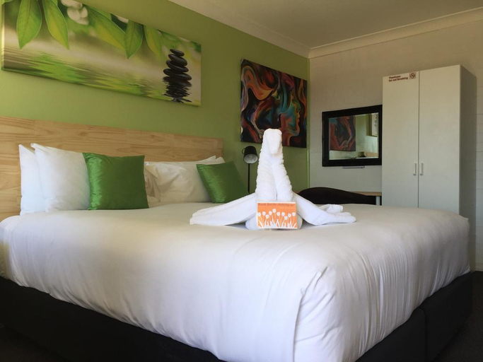 Bedroom 3, Crescent Motel, Greater Taree