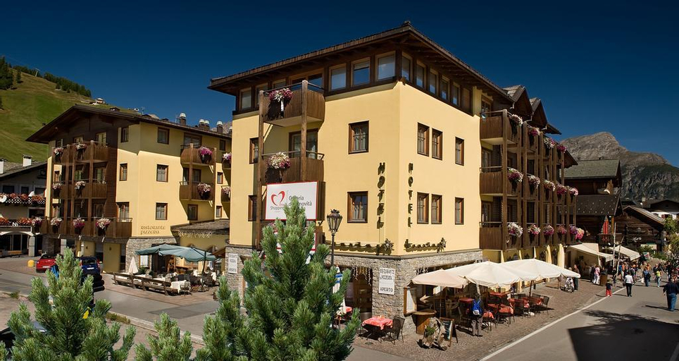 Hotel Touring Livigno, Sondrio