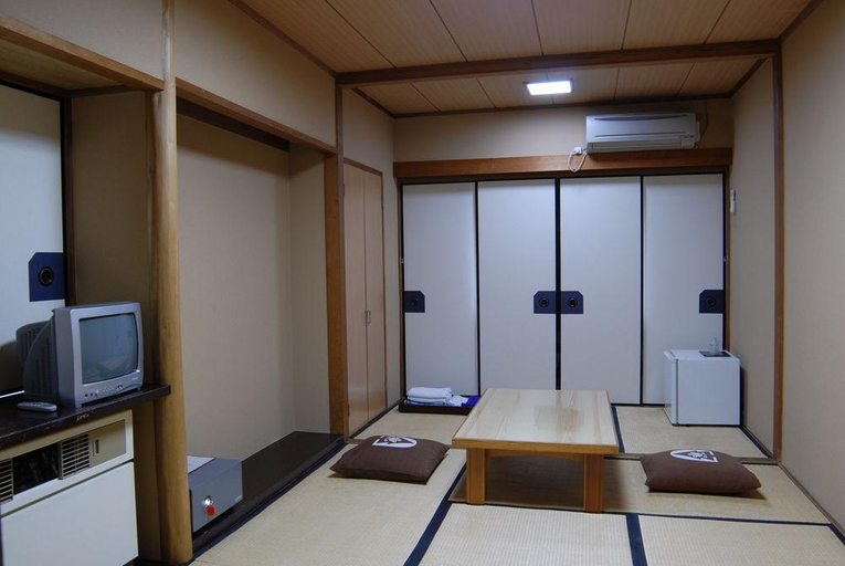 Bedroom 4, Hotel Sugicho, Kyoto