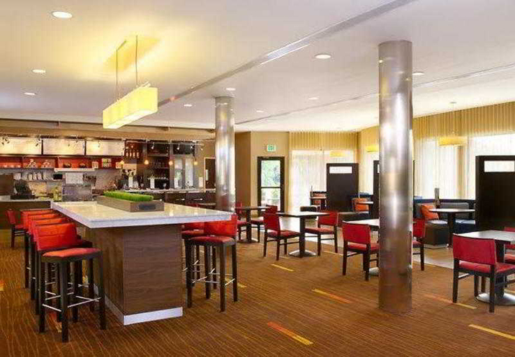 Public Area 2, Courtyard Burlington Mt. Holly/Westampton, Burlington