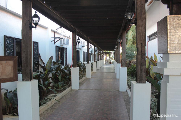 Public Area 4, Playa Tropical, Currimao